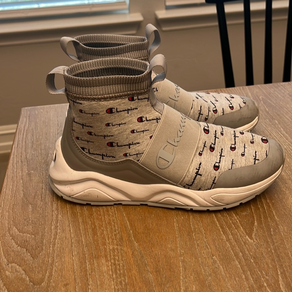 Well maintained Champion Shoes size 8.5